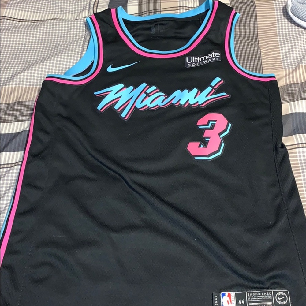 Nike dwyane wade jersey